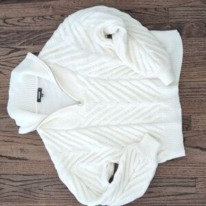 Missguided + Cream Cowl Neck Sweater